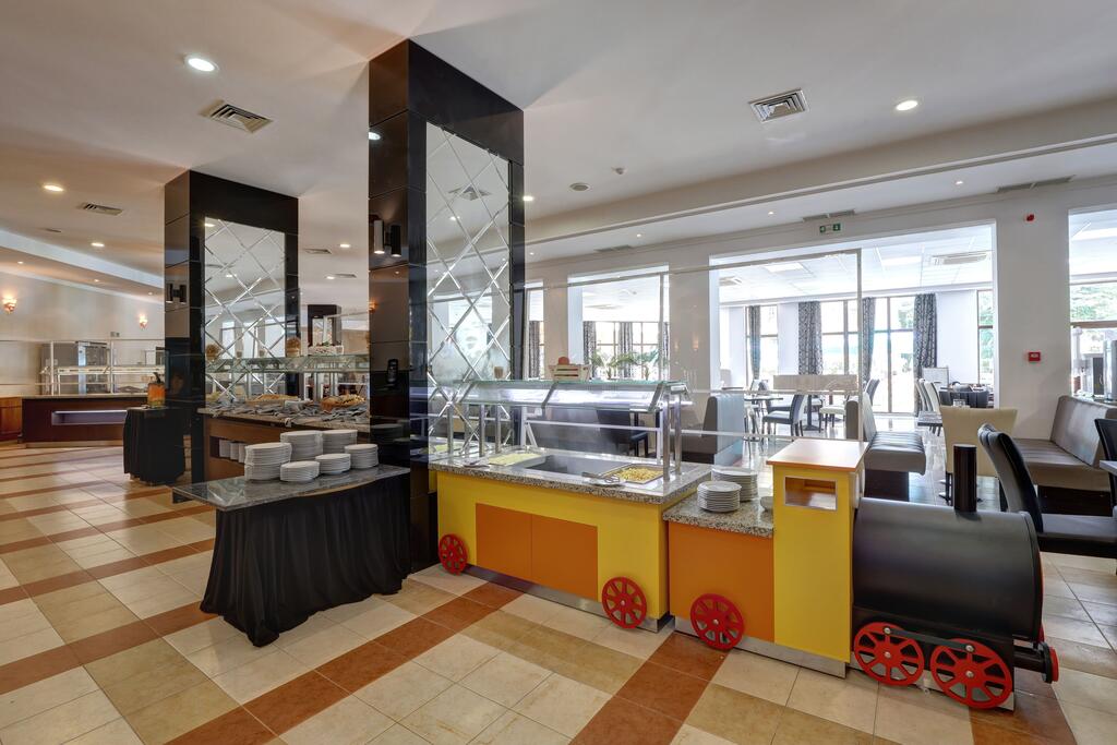 PRESTIGE_AQUAPARK__HOTEL_NISIPURILE_DE_AUR_BULGARIA_AIR_TOUR_TRAVEL